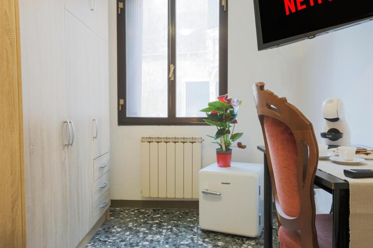Santa Croce Guest House Veneza Exterior foto