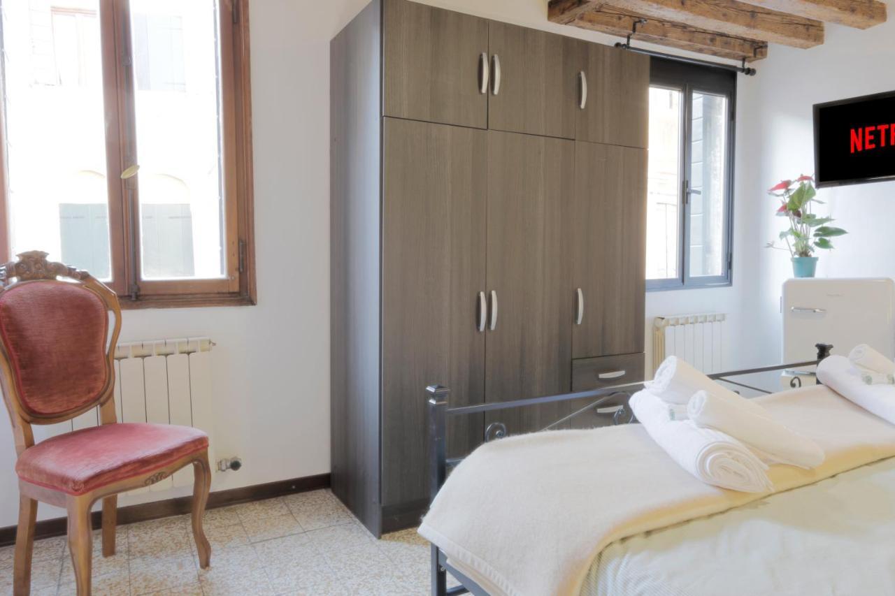 Santa Croce Guest House Veneza Exterior foto